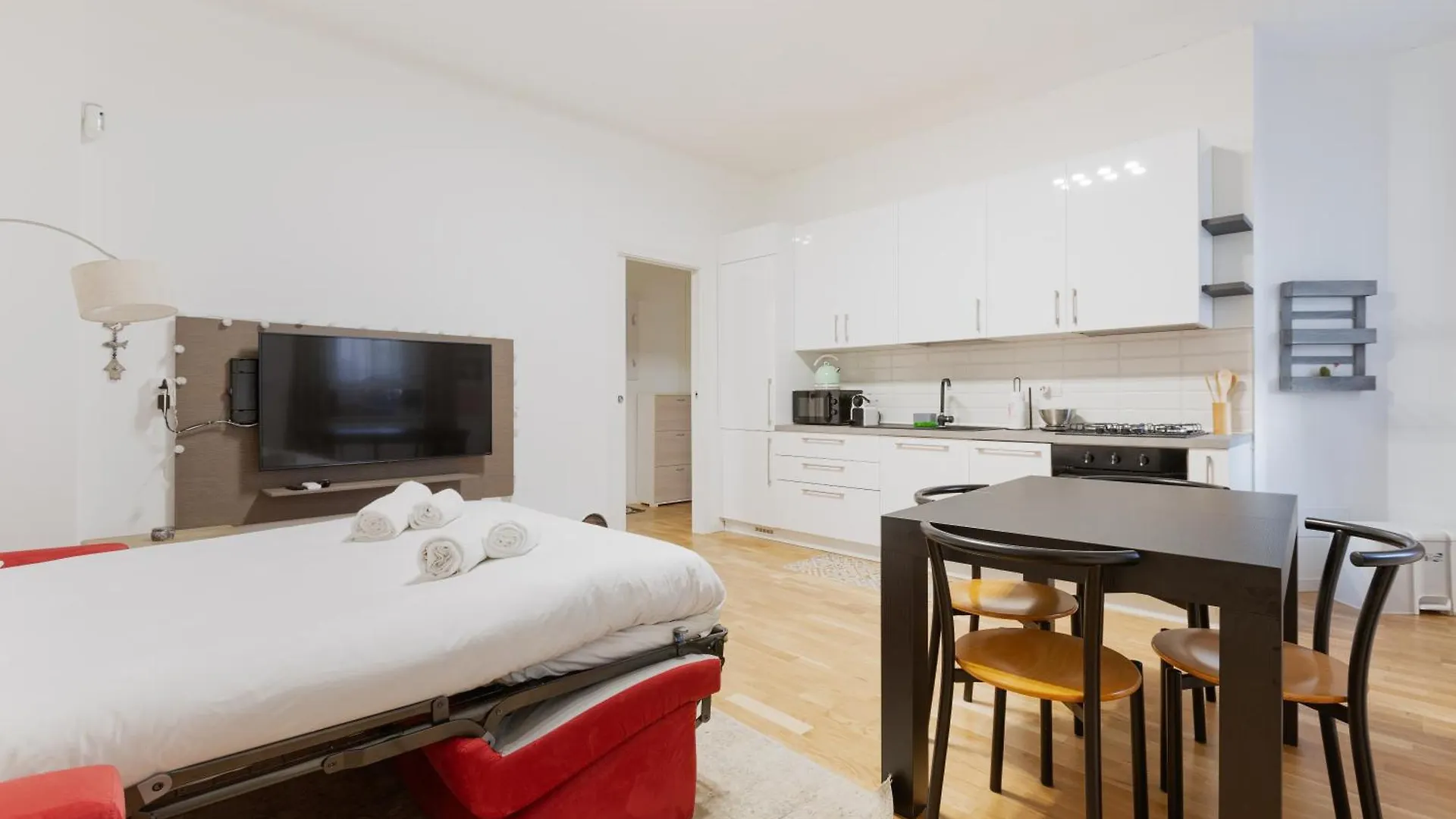 Darsena Navigli & Porta Genova M2 - Modern Apt! Apartment Milan